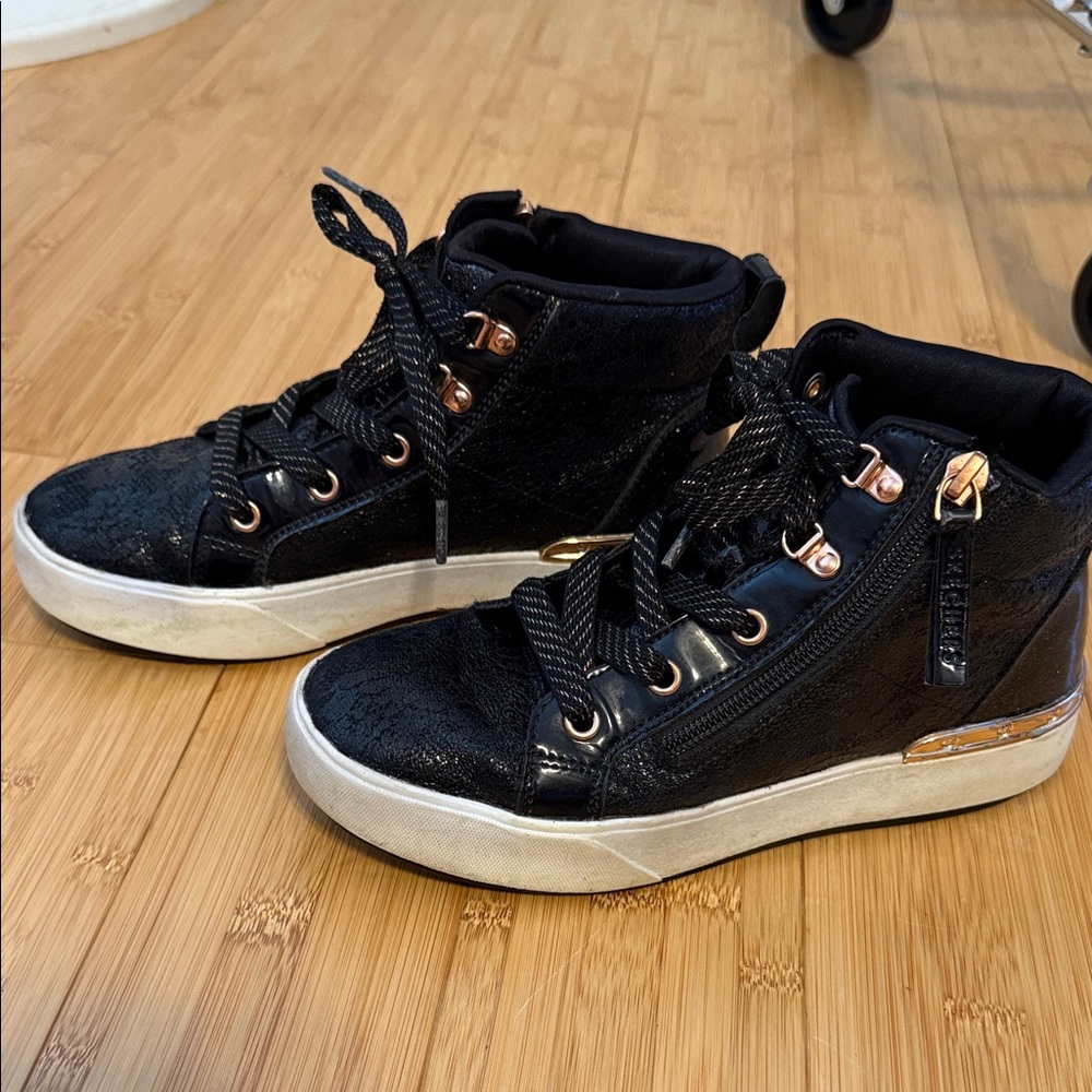 Skechers Black and Gold Kids High-Top Sneakers